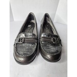 LifeStride Soft System Pewter Metallic Croc Embossed Buckle Loafers Shoes 9.5M